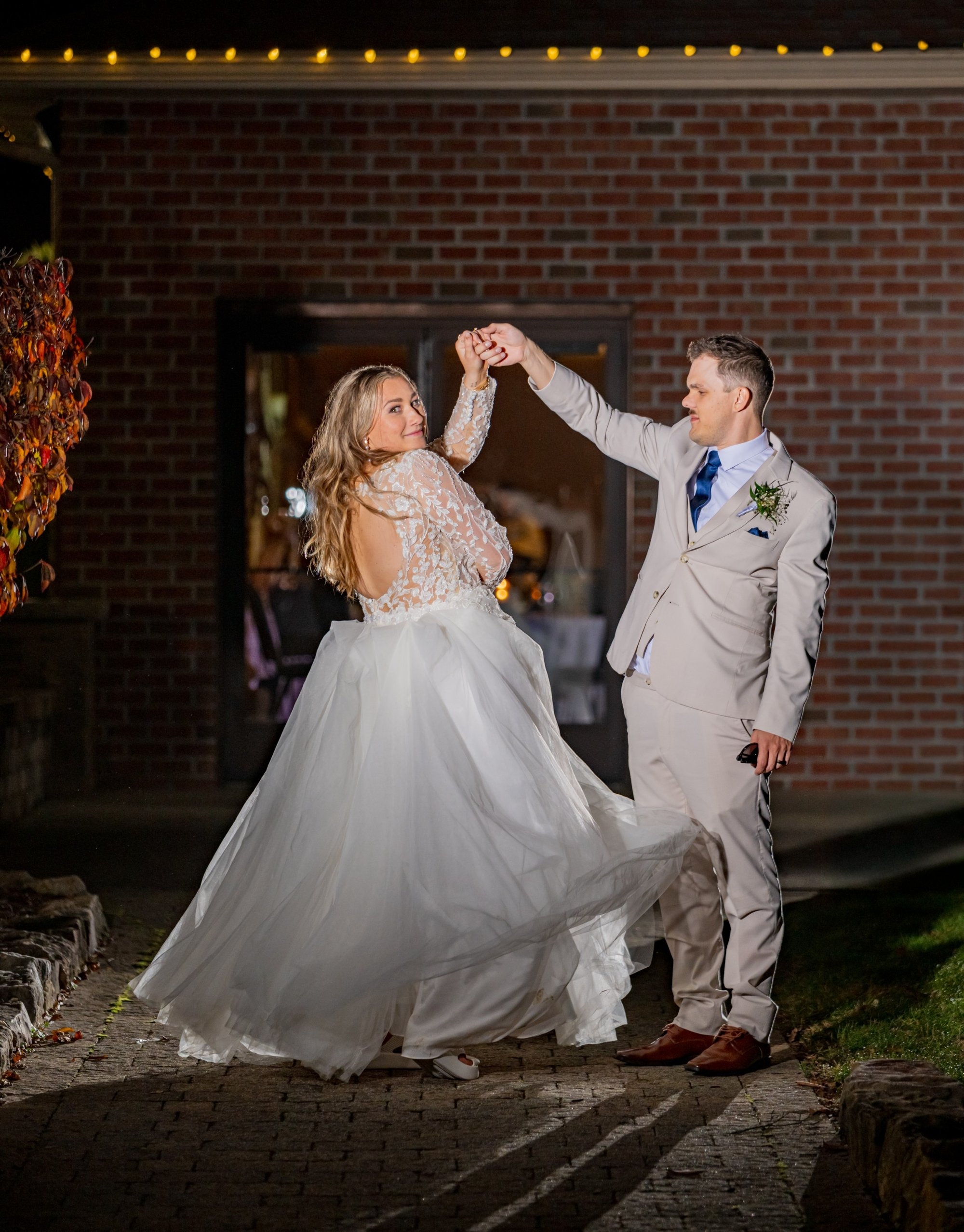 carousel-hero-element image-1