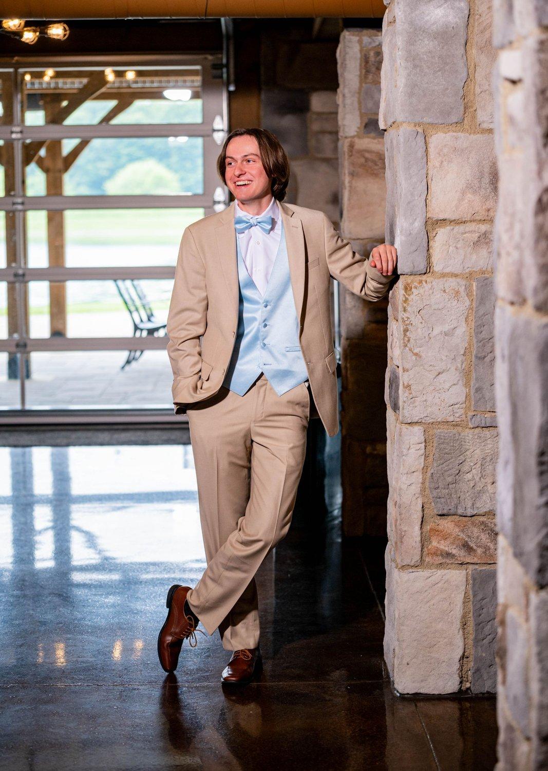 carousel-hero-element image-7