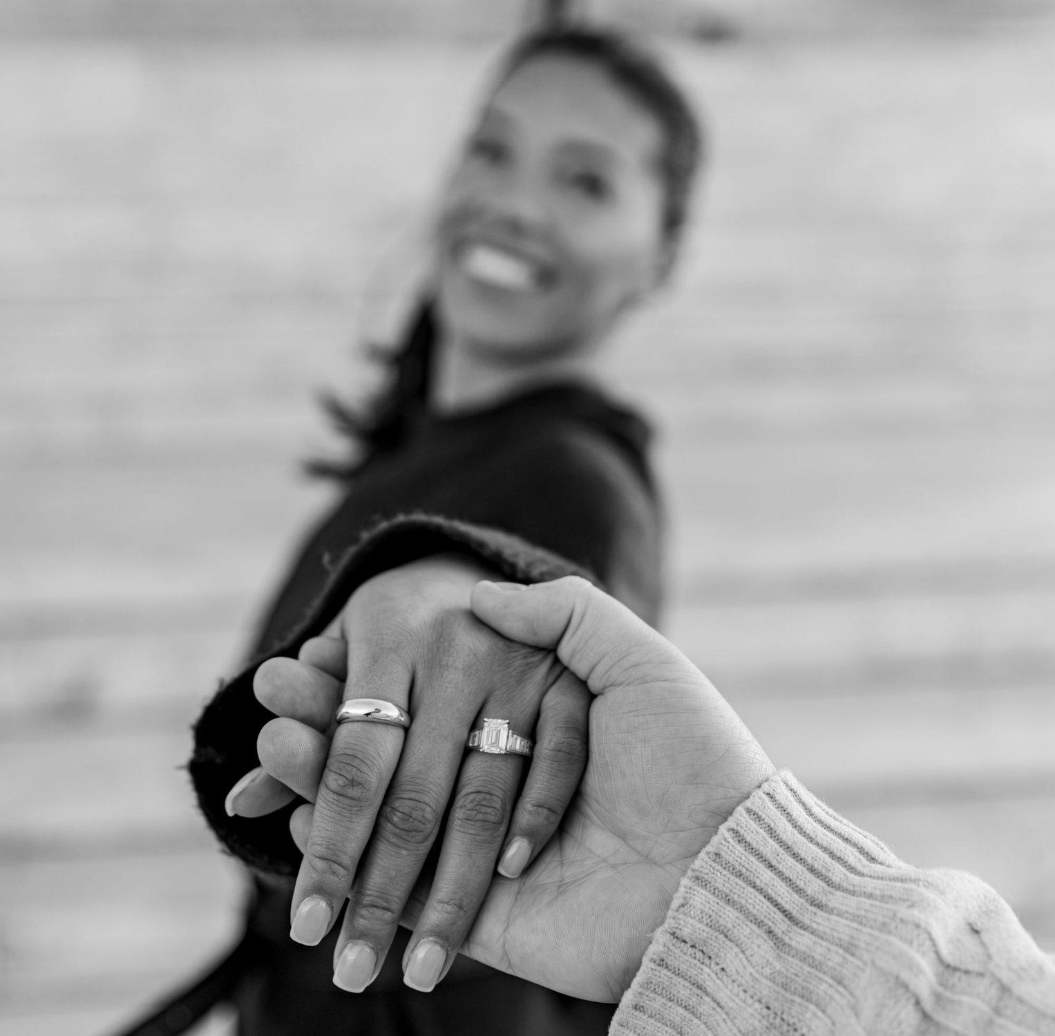 carousel-hero-element image-0