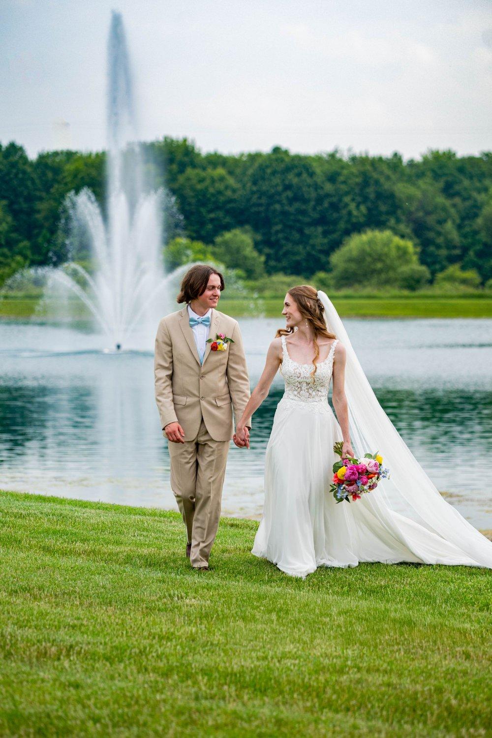 carousel-hero-element image-4